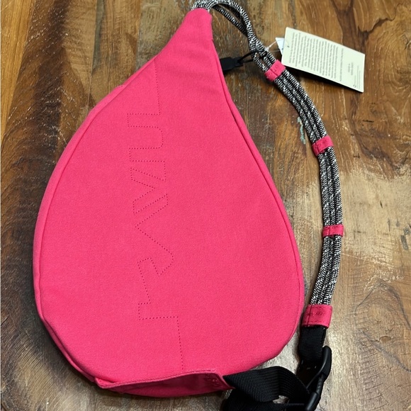 NWT Kavu Mini Rope Bag-Magenta - Picture 3 of 5